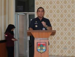 H SN Prana Putra Sohe Membuka Pelatihan Penguatan Kepemimpinan Kepala Desa