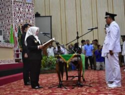 Bupati, Hj Ratna Machmud Lantik 59 Kades Kabupaten Musi Rawas
