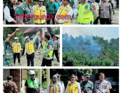 Kapolres Simalungun Dampingi Bupati Tinjau Kebakaran Hutan di Haranggaol