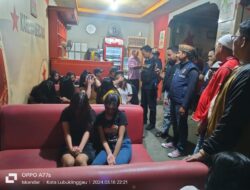 Kapolsek Bersama Rekan LSM dan Mahasiswa Melakukan Sweeping ke Kaffe hiburan Malam
