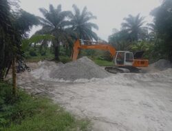 Galian C Pasir Ilegal Menjamur di Tepi Sungai Benteng Asahan, Aparat Harus Bertindak