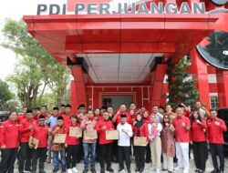 Nanang Ermanto sebagai Calon Bupati Lampung Selatan dan Antoni Imam Wakil Bupati Lampung Selatan menerima surat persetujuan B1 KWK dari PDI Perjuangan