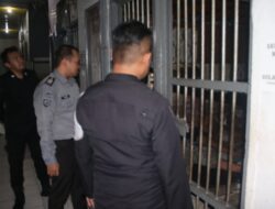 Wakarupam Dan Petugas Piket Bankam Lapas Banjarmasin Lakukan Kontrol Keliling Blok Hunian