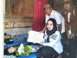 Kepala Kampung Setia Negara Pimpin Langsung Penyaluran BLT ADD Tahap Dua