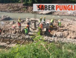 BPBD Provinsi Lampung ‘Warning’ Konsultan Pengawas dan Rekanan Proyek Tebing Sungai di Desa Bunut Kecamatan Way Ratai Kabupaten Pesawaran