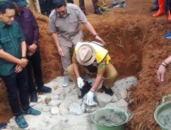 Bupati Tanggamus Gelar Ground Breaking Pembangunan Jembatan Ulu Semong, Warga Sambut Haru