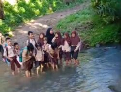 Anak Sekolah dan Petani Menunggu: Jembatan di Cukuh Balak Terlupakan Selama Puluhan Tahun