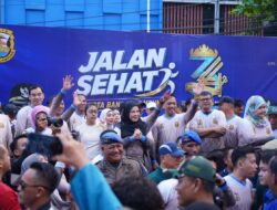 Wali Kota Bandar Lampung Eva Dwiana Ajak Warga Hidup Sehat Lewat Jalan Sehat HUT ke-344 Bandar Lampung