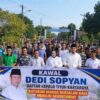 Kawal Dedi Sopyan Daftar Kepalo Tiyuh Kartaraya, Ratusan Warga Berjalan Kaki Menuju Sekretariat