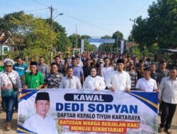 Kawal Dedi Sopyan Daftar Kepalo Tiyuh Kartaraya, Ratusan Warga Berjalan Kaki Menuju Sekretariat