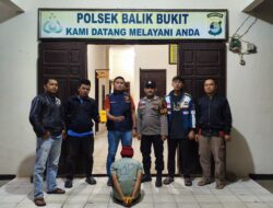 Polres Lampung barat Ungkap Kasus Pencurian Handphone