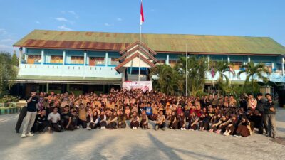 semarak Pawai Obor dan Api Unggun